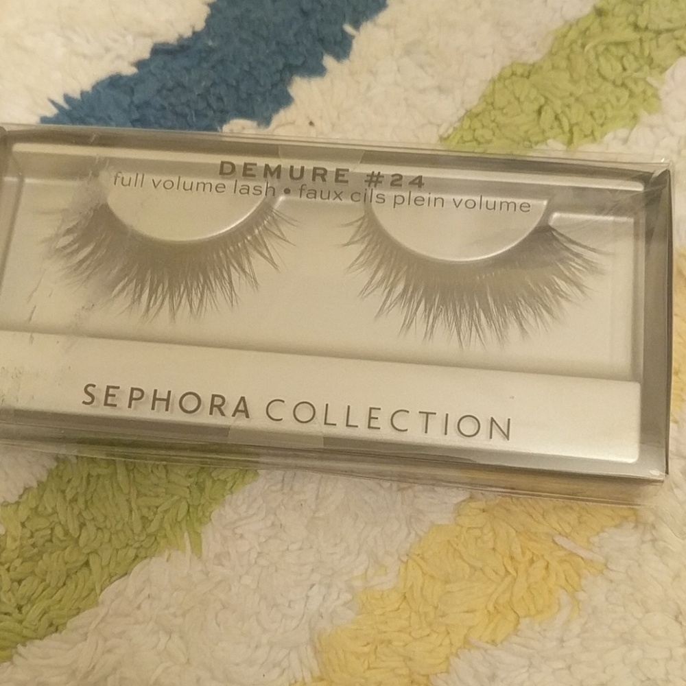 Sephora Demure #24 Lashes